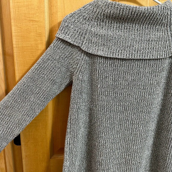 EUC, Women’s Christopher & Banks Cowl Neck Long Sleeve Size Medium Sweater - Picture 8 of 11